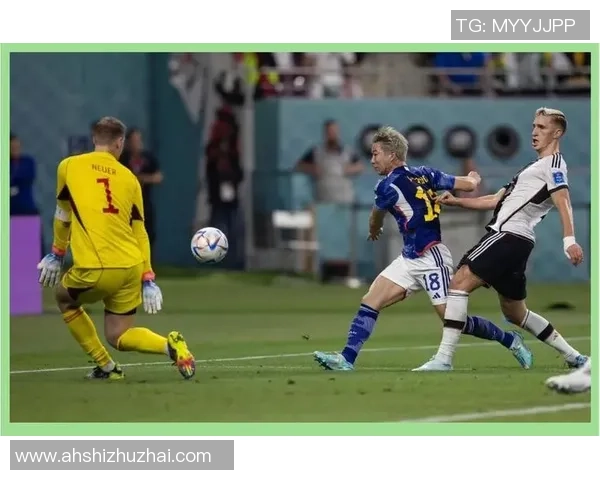 卡塔尔足球明星风采展现精彩瞬间与辉煌成就的视觉盛宴