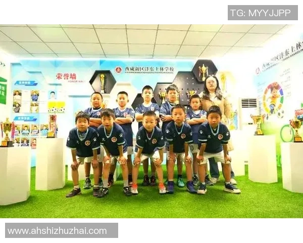 孩子的足球合约背后的梦想与责任探索成长之路的启示与挑战