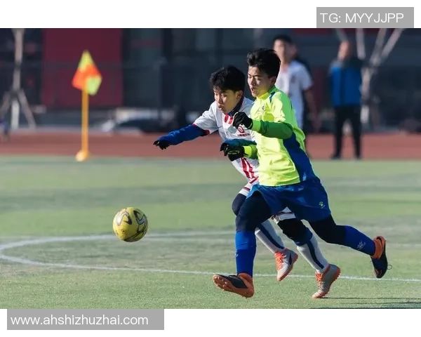 王曦梁：从草根到巅峰的足球之路与人生哲学探讨